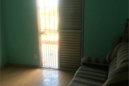 Casa à venda com 3 quartos em Vila Pirajussara, São Paulo, SP