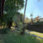 Casa com Piscina, Sauna e Edícula em Rua Arborizada no Tremembé
