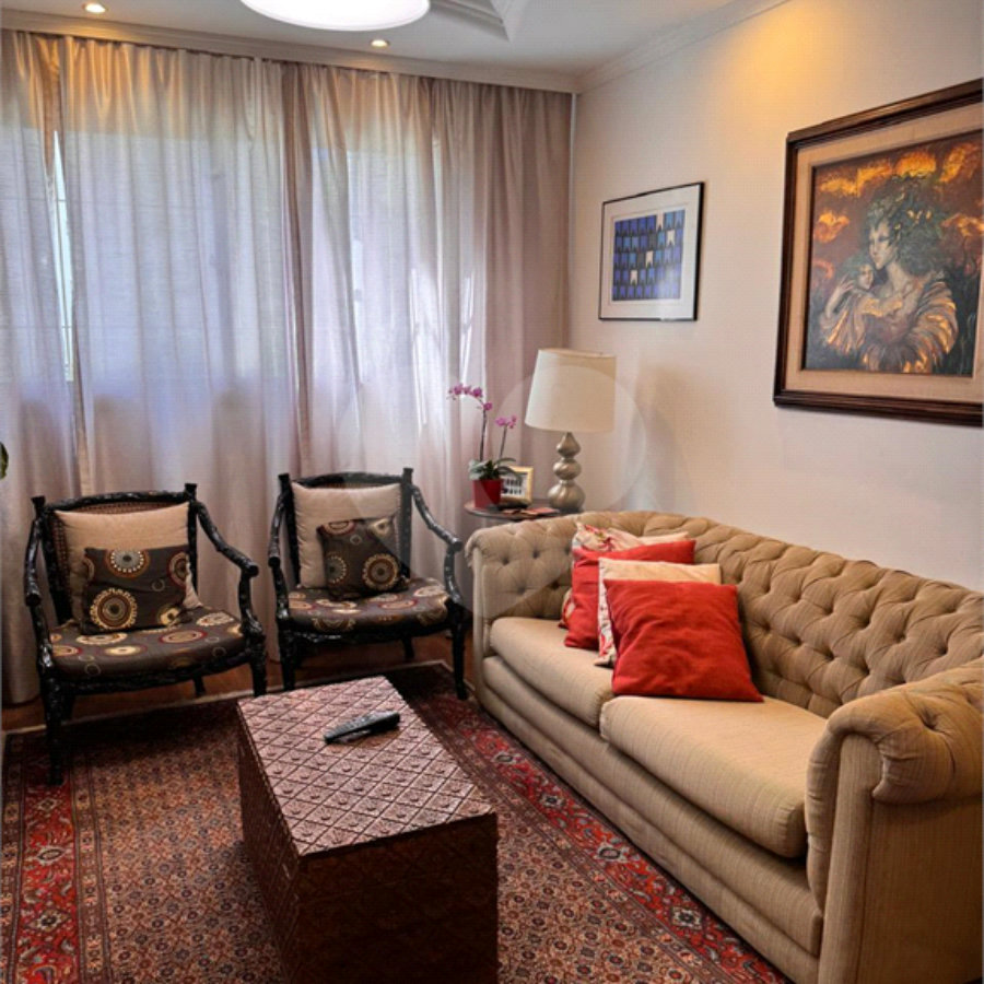 Apartamento à venda com 3 quartos, sendo 1 suíte, em Indianópolis, São Paulo, SP