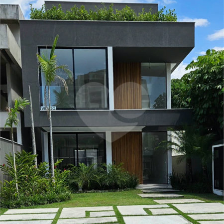 Casa à venda com 4 suítes no condomínio Riomar X, Rio de Janeiro - RJ