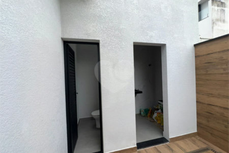 Casa à venda com 3 quartos, sendo 1 suíte, no condomínio Horto Florestal Villagio, Sorocaba - SP