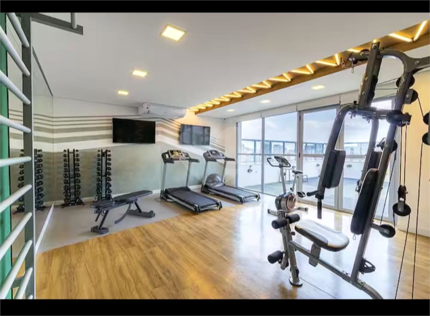 Apartamento à venda com 1 quarto em Indianópolis, São Paulo, SP