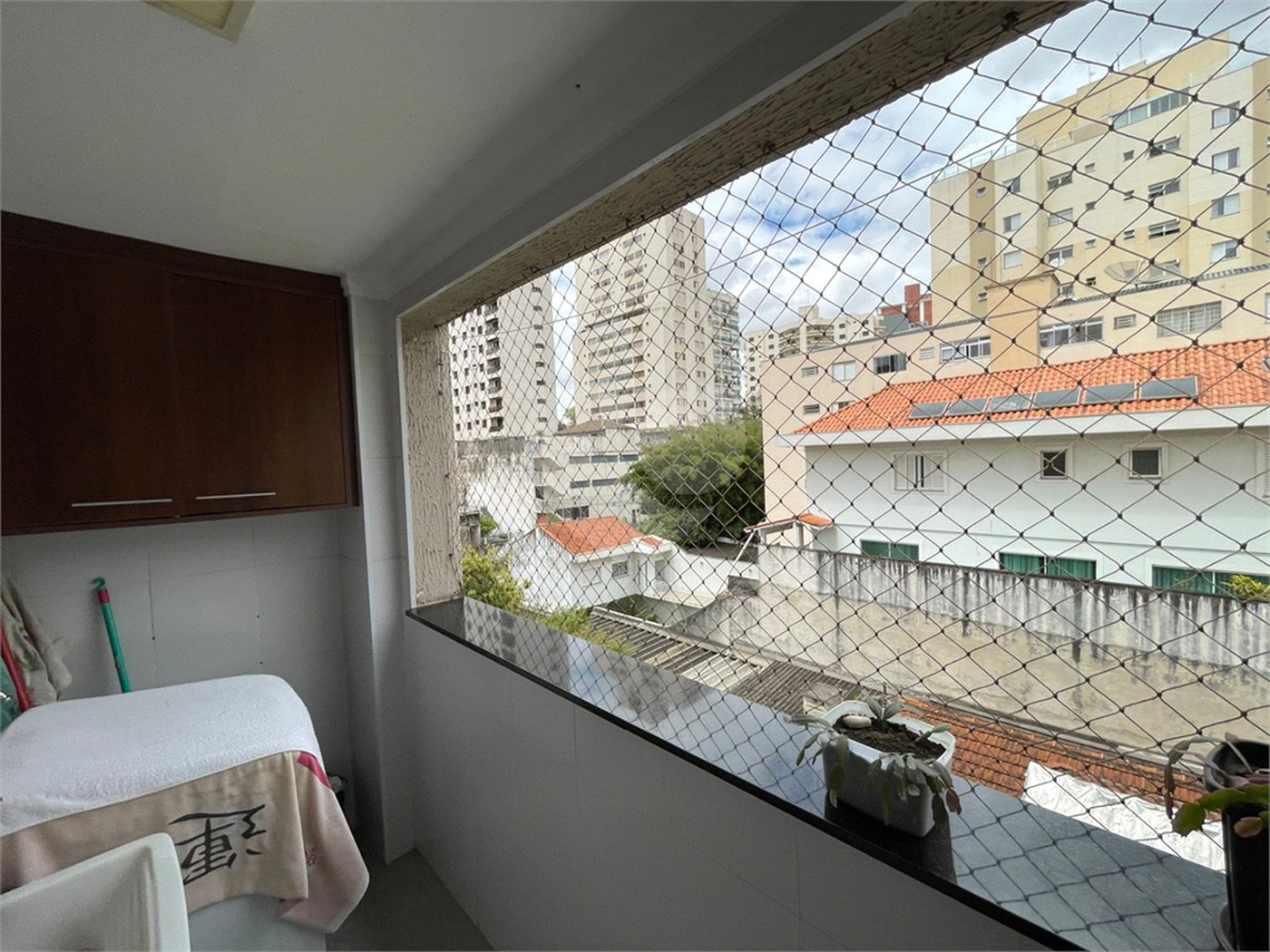 Apartamento na Água Fria – 2 Dormitórios, Cozinha Planejada e Excelente Localização