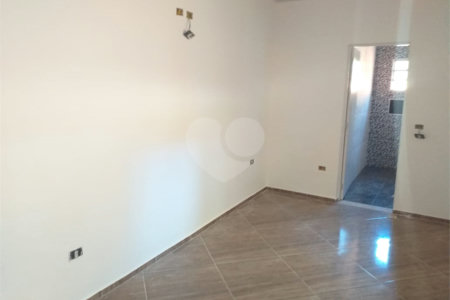 Sítio à venda com 4 quartos, sendo 1 suíte,  em Cruz das Almas, Biritiba-mirim, SP