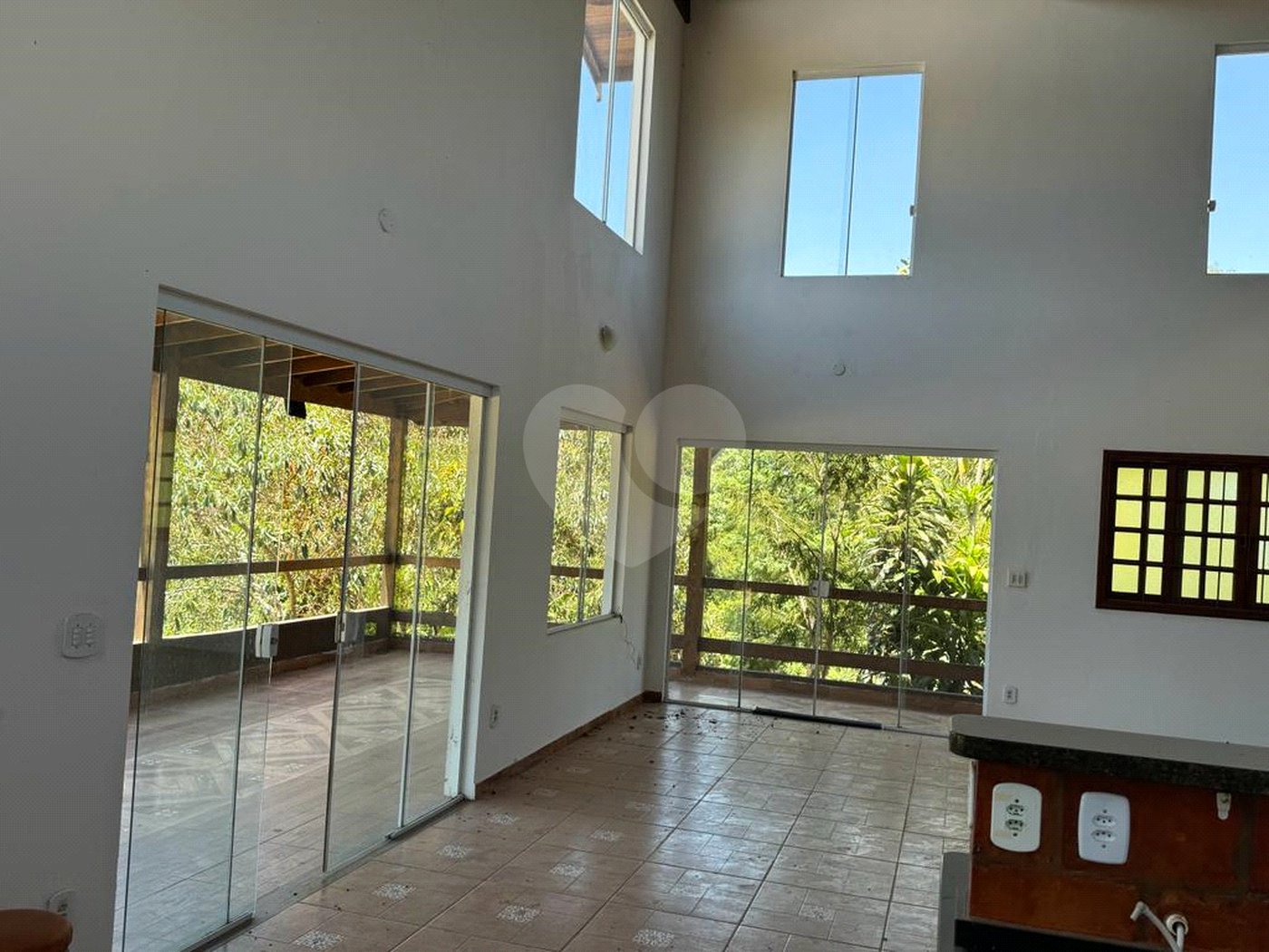 Sítio à venda com 3 quartos, sendo 1 suíte, em Jardim dos Laranjais, Indaiatuba, SP