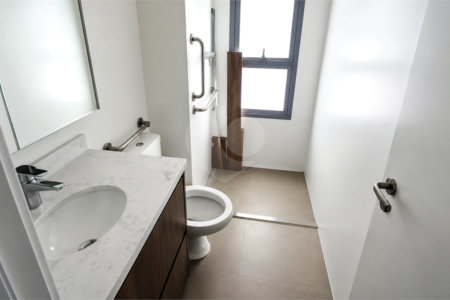 Apartamento à venda com 3 suítes em Sumarezinho, São Paulo, SP