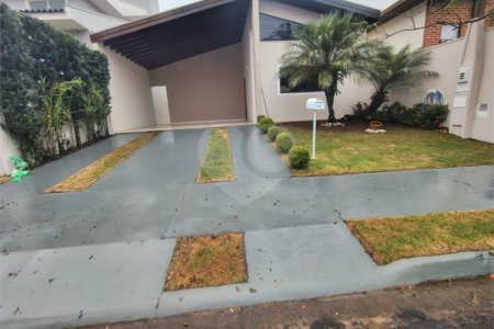 Casa à venda com 3 quartos, sendo 1 suíte,  no condomínio Bosque São Carlos, São Carlos - SP