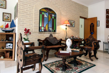Casa à venda ou para alugar com 3 suítes em Vila Petrópolis, Atibaia, SP