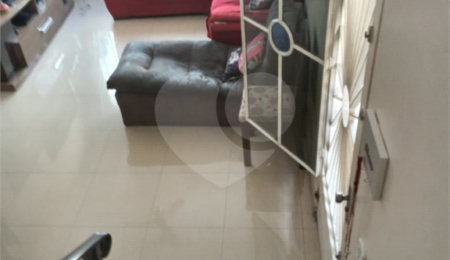 Sobrado à venda com 3 quartos, sendo 1 suíte,  em Tremembé, São Paulo, SP