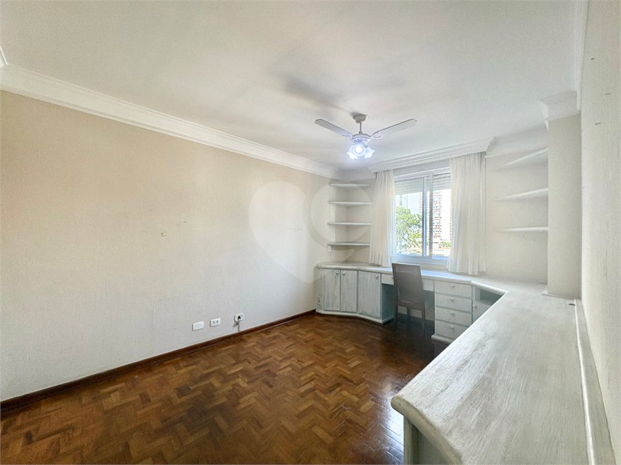 Apartamento à venda com 4 quartos, sendo 1 suíte, em Chácara Santo Antônio, São Paulo, SP