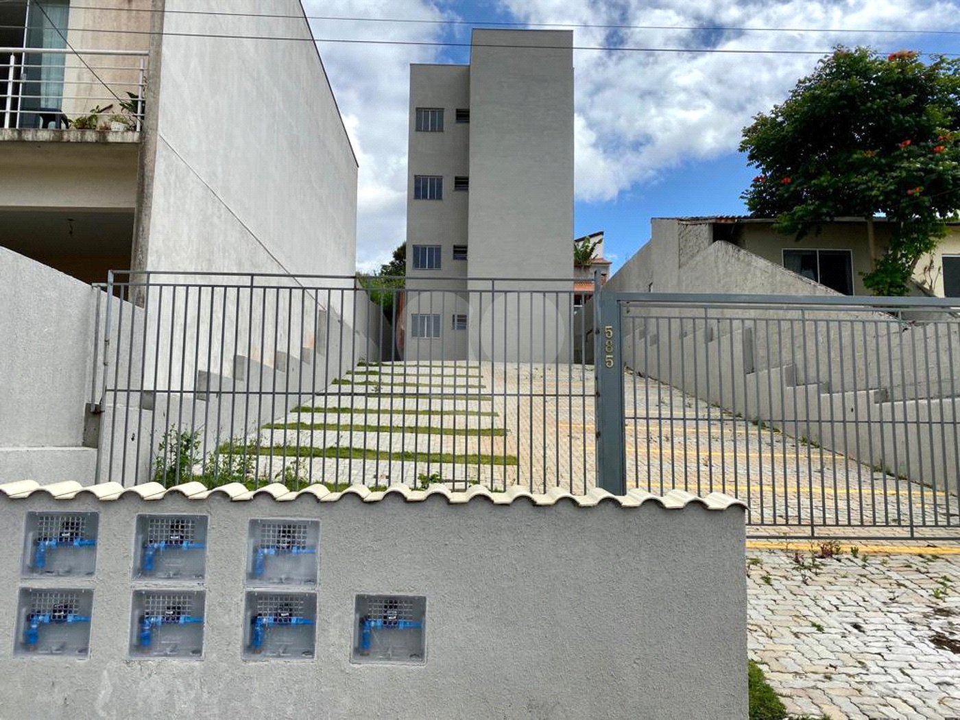 Apartamento à venda com 2 quartos em Vila Suissa, Mogi das Cruzes, SP
