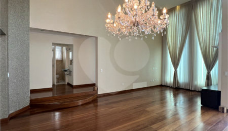 Casa à venda com 3 quartos, sendo 2 suítes, no condomínio Mirante do Horto, São Paulo - SP