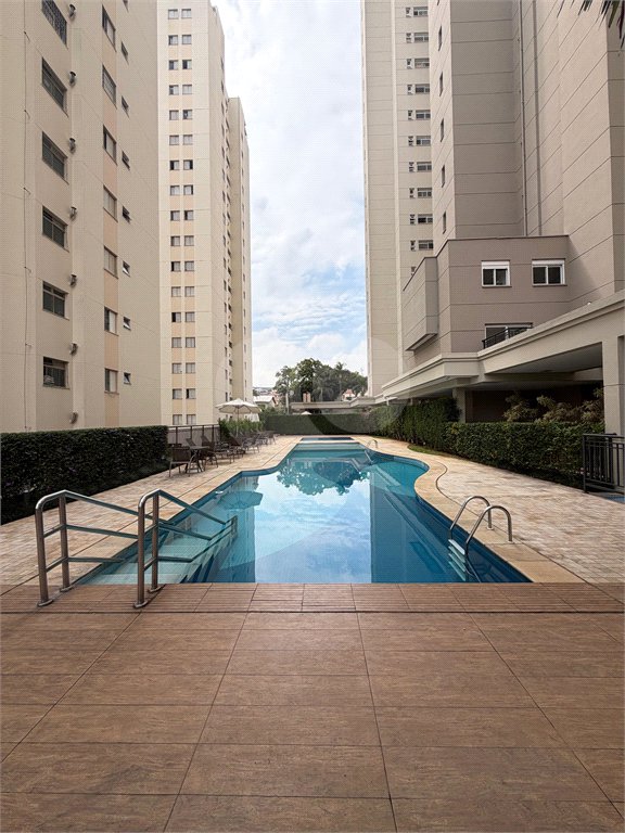 Apartamento à venda com 3 quartos, sendo 1 suíte, em Jardim Aeroporto, São Paulo, SP