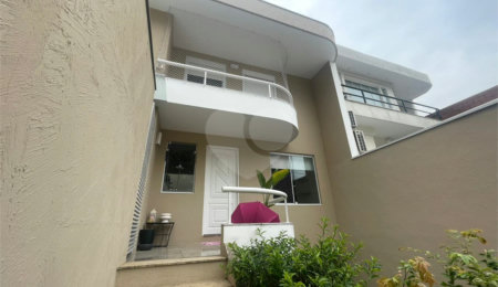 Casa à venda com 4 quartos, sendo 2 suítes,  em Santana, São Paulo, SP