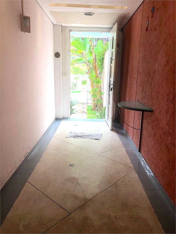 Sobrado à venda com 4 quartos, sendo 1 suíte, em Brooklin Velho, São Paulo, SP