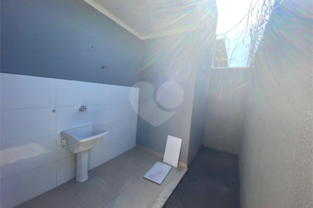 Casa à venda com 3 quartos, sendo 1 suíte, em Ipê, Três Lagoas, MS