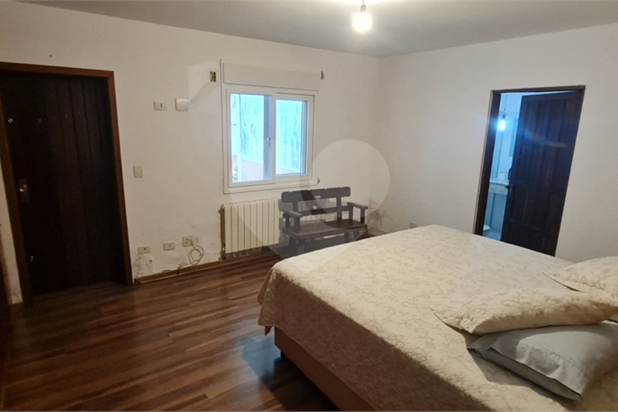 Casa à venda com 4 suítes no condomínio Jardim da Montanha I, Mairiporã - SP