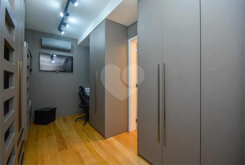 Apartamento à venda com 3 suítes em Jardim Fonte do Morumbi, São Paulo, SP