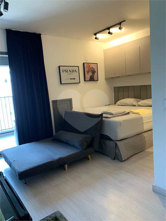 Apartamento à venda ou para alugar com 1 suíte em Cerqueira César, São Paulo, SP