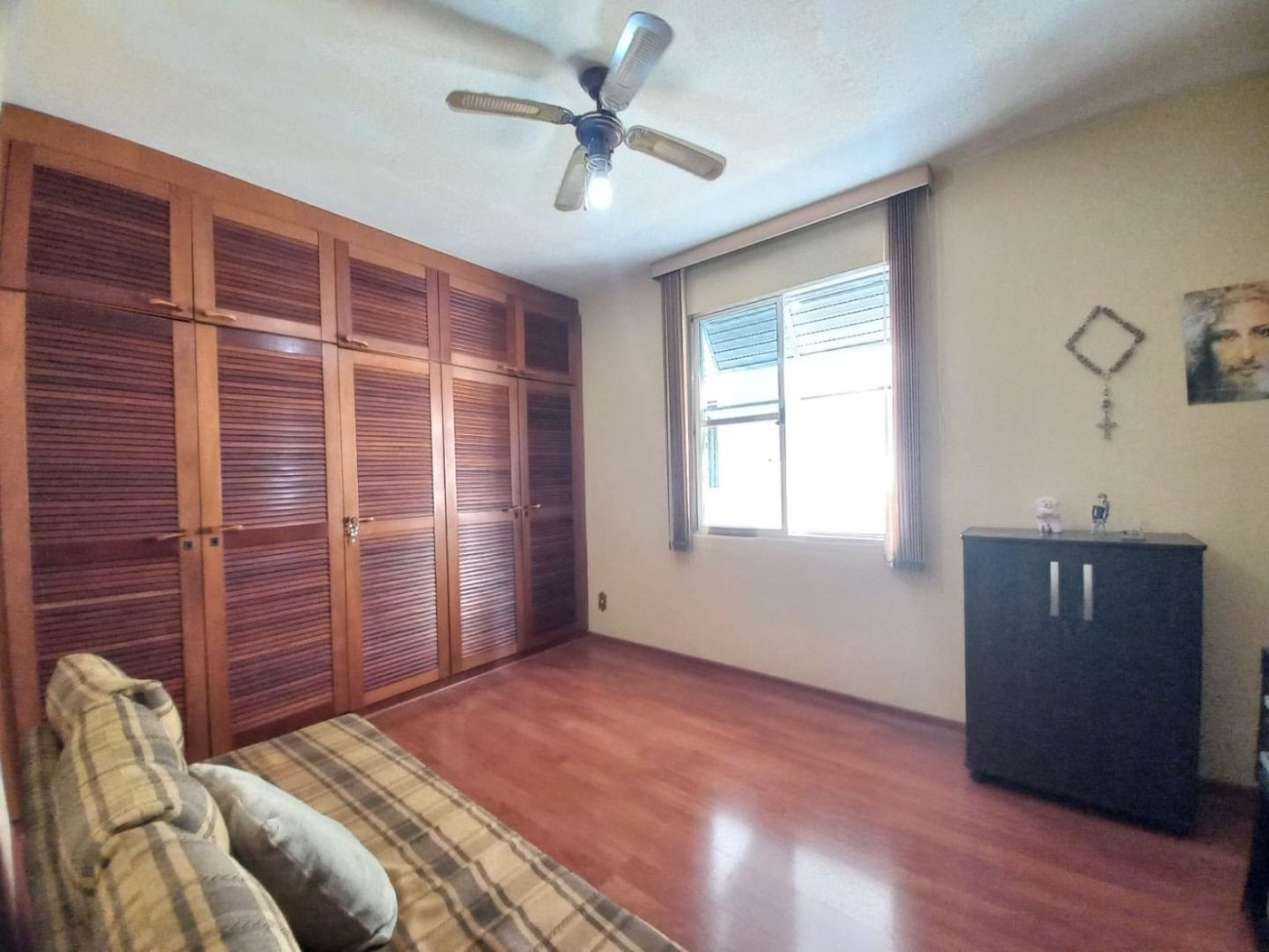Belíssimo Apartamento de Frente, 3 Quartos, com Garagem Fechada, à Venda no Marapé – Santos/SP