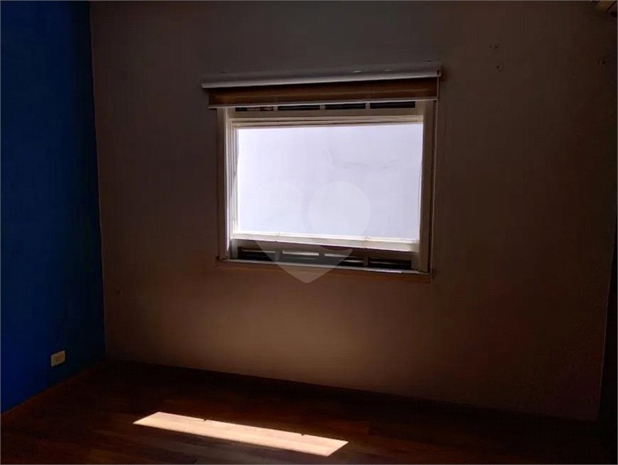 Casa à venda com 3 quartos, sendo 1 suíte,  em Vila Mariana, São Paulo, SP