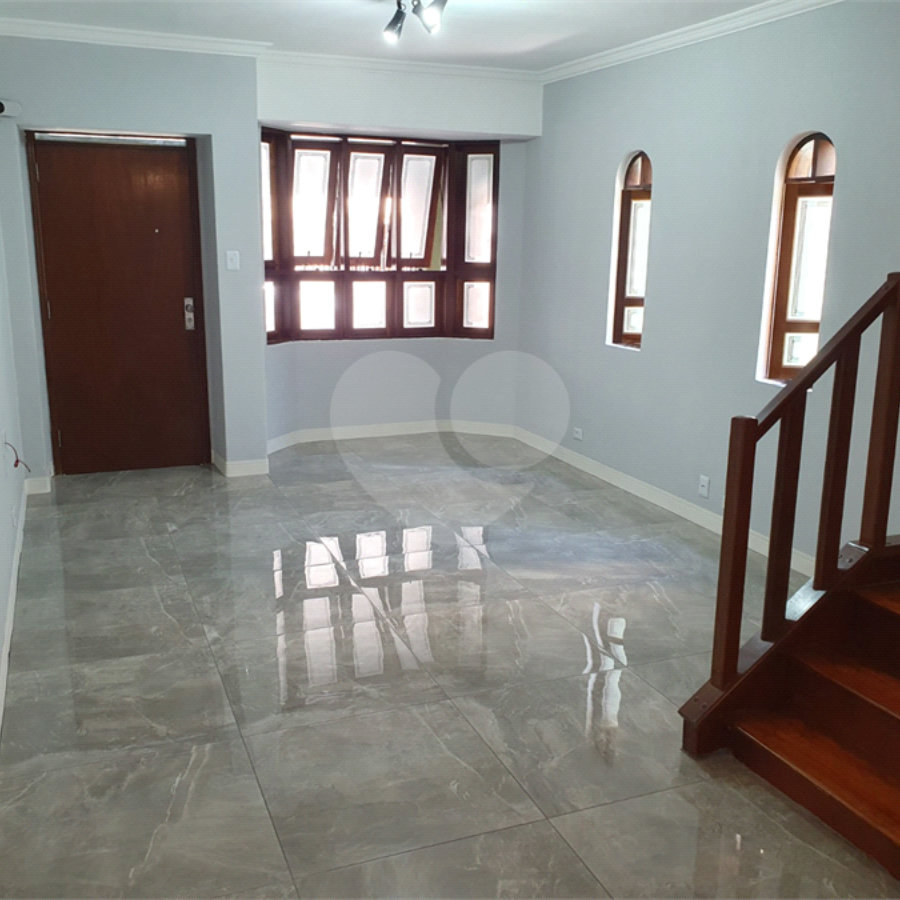 Casa em condomínio à venda com 4 quartos, sendo 1 suíte, em Santana, São Paulo, SP
