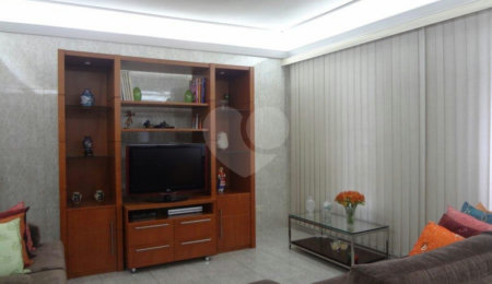 Sobrado à venda com 3 quartos em Santana, São Paulo, SP