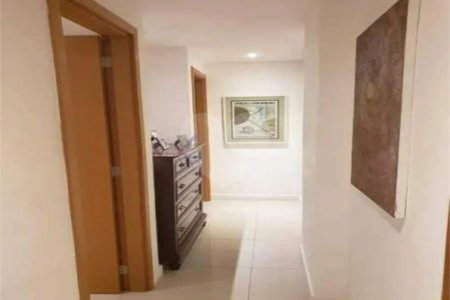 Apartamento à venda com 4 quartos, sendo 3 suítes, em Tijuca, Rio de Janeiro, RJ