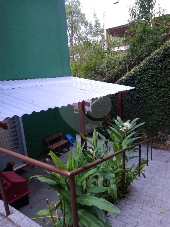 Casa à venda com 4 suítes no condomínio Alpes da Cantareira, Mairiporã - SP