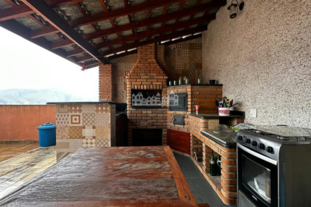 Casa à venda com 3 quartos, sendo 2 suítes, em Jardim Real, Bom Jesus dos Perdões, SP