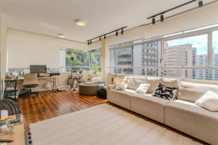 Apartamento à venda com 4 quartos, sendo 1 suíte, em Santa Cecília, São Paulo, SP