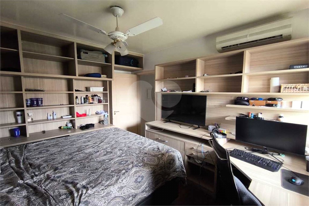 Casa à venda com 5 quartos, sendo 3 suítes,  em Brooklin Paulista, São Paulo, SP