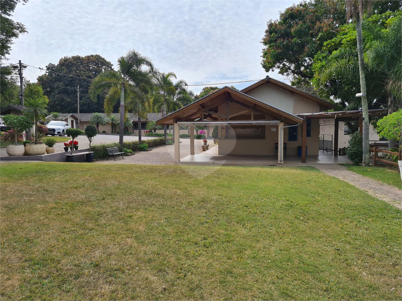 Casa à venda com 3 suítes no condomínio Vinhas da Vista Alegre - Lado Sede, Vinhedo - SP