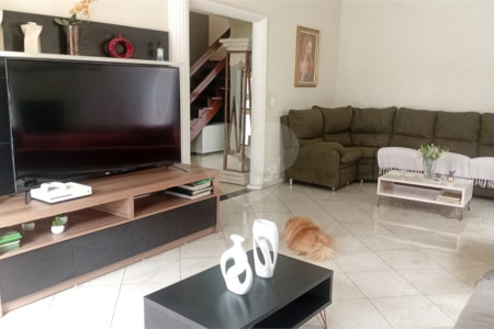 Casa à venda com 4 quartos, sendo 2 suítes, no condomínio Canamari, São Paulo - SP