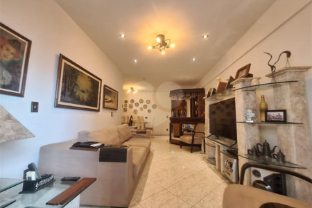 Apartamento à venda com 3 quartos, sendo 1 suíte,  em Vila Isabel, Rio de Janeiro, RJ
