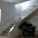 Sobrado à venda com 3 quartos, sendo 1 suíte, em Vila Romero, São Paulo, SP