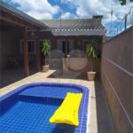 Casa a venda no bairro Nova Cerejeira, Atibaia-SP