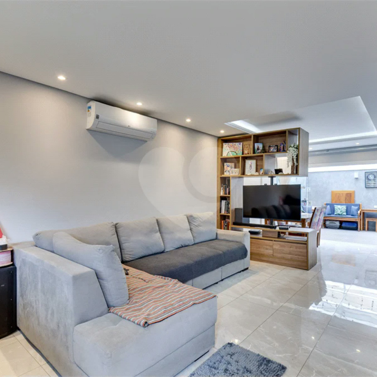 Casa à venda com 3 quartos, sendo 1 suíte, no condomínio Terrara Townhouses, São Paulo - SP