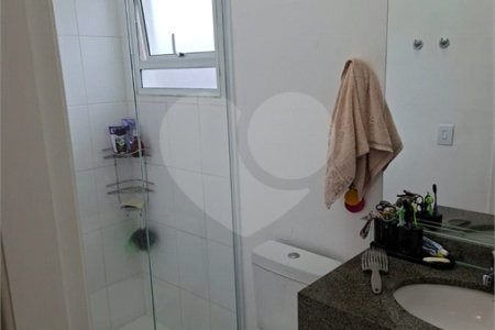 Condomínio à venda com 3 quartos, sendo 1 suíte,  em Taboão, São Roque, SP