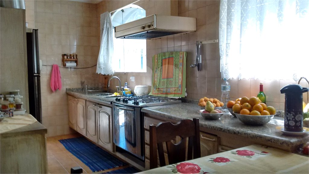 Casa à venda com 5 quartos, sendo 2 suítes, em Horto Florestal, São Paulo, SP