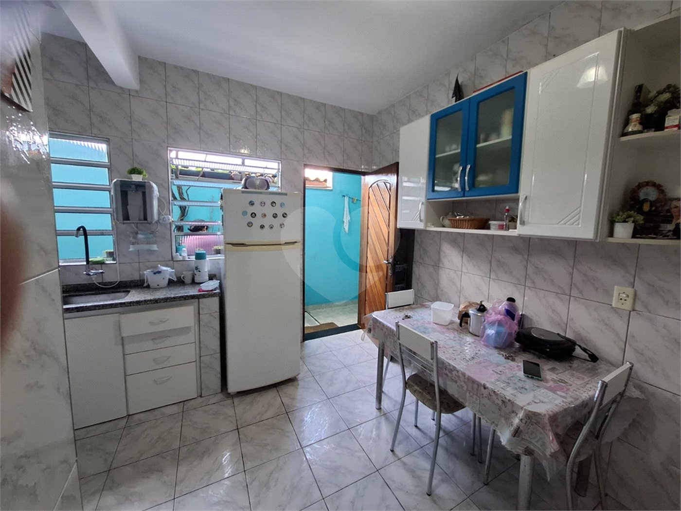 Sobrado à venda com 3 quartos, sendo 1 suíte, em Tremembé, São Paulo, SP