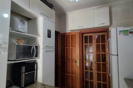 Casa à venda com 3 quartos, sendo 1 suíte, no condomínio Outeiro Das Flores, Itupeva - SP