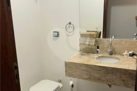 Casa à venda com 3 quartos, sendo 2 suítes, em Planalto Paulista, São Paulo, SP