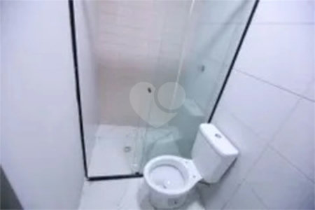 Casa à venda com 3 suítes em Jardim Santo Elias, São Paulo, SP
