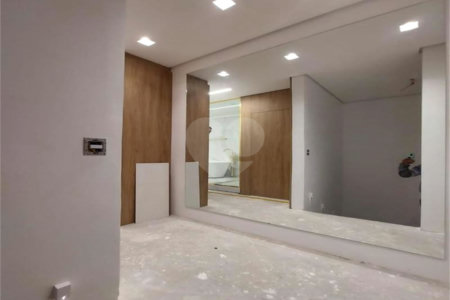 Apartamento à venda com 1 suíte em Vila Nova Conceição, São Paulo, SP