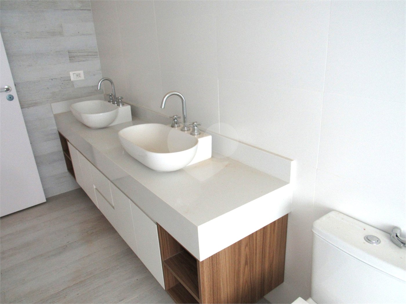 Casa à venda com 4 suítes no condomínio Premiere, São Paulo - SP