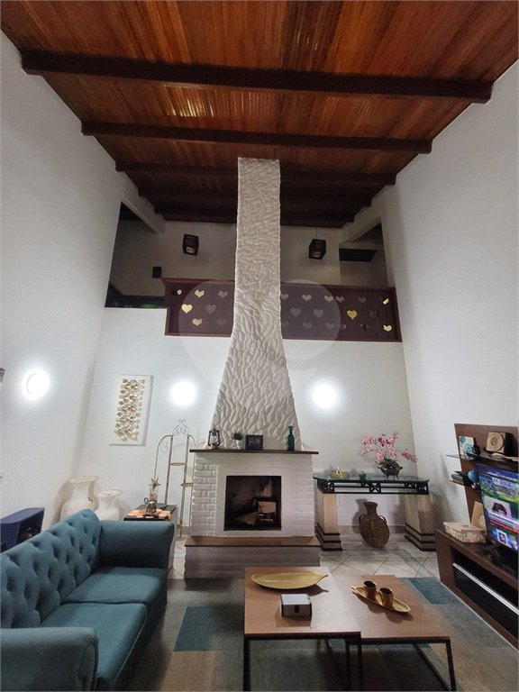 Casa à venda com 4 quartos, sendo 2 suítes,  em Serra da Cantareira, Mairiporã, SP