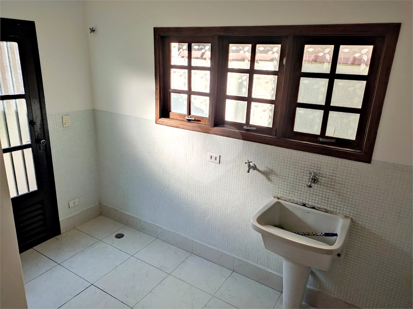 Sobrado à venda com 3 quartos, sendo 1 suíte,  em Vila Medeiros, São Paulo, SP