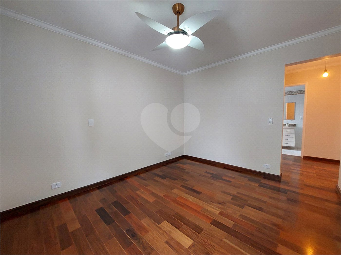 Apartamento à venda com 3 quartos, sendo 1 suíte, em Sumaré, São Paulo, SP