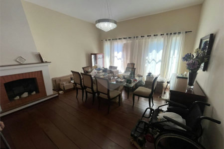 Casa à venda ou para alugar com 2 suítes em Vila Barth, Itapetininga, SP